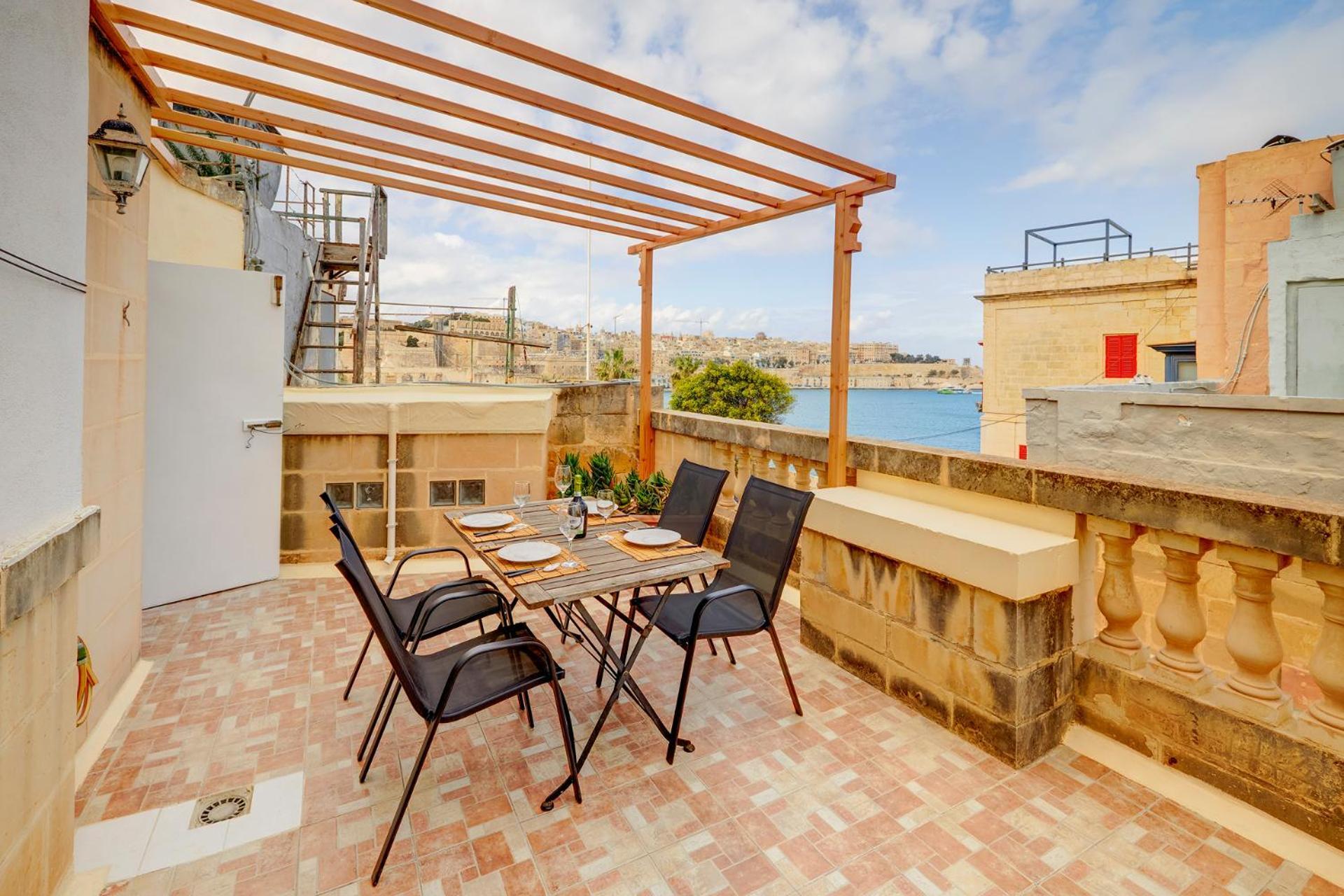 סנגלאה Traditional Maltese Townhouse, Roof Terrace And Views מראה חיצוני תמונה